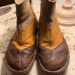 El Naturalista Ankle Boots